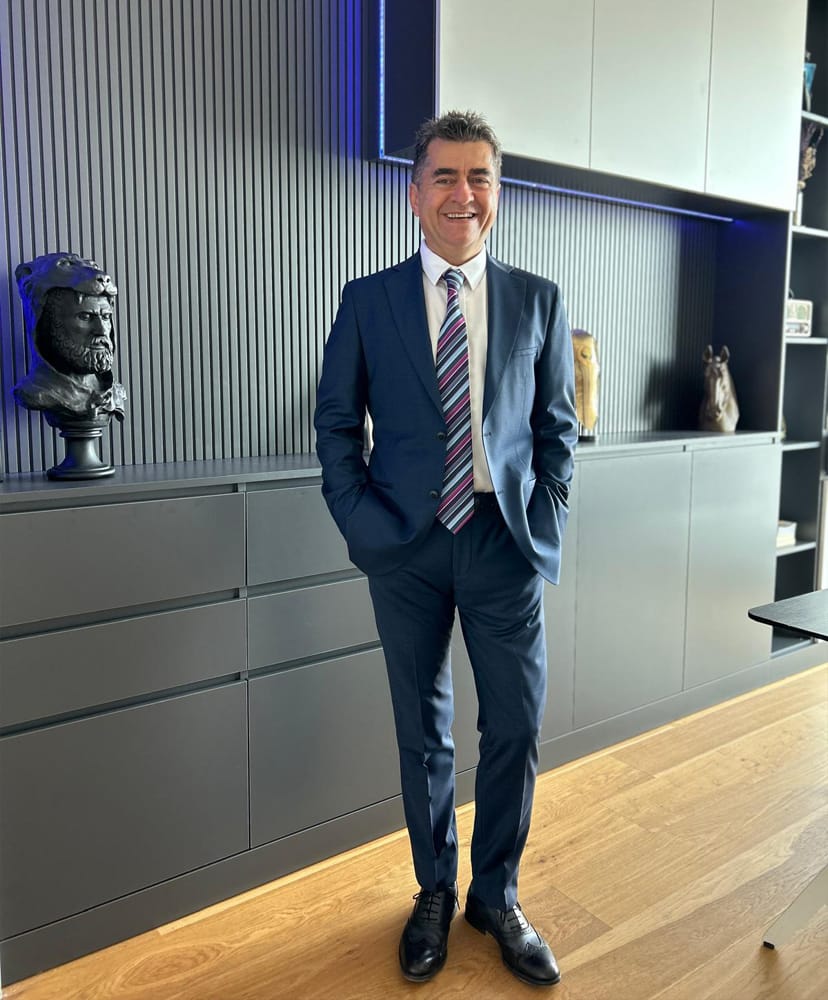 Özden Avcı Kimdir Hakkımda